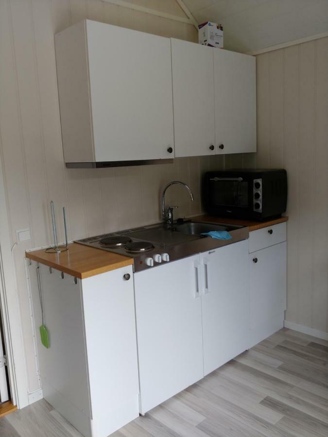 Nedre Amla Fjord Apartment Kaupanger Bagian luar foto