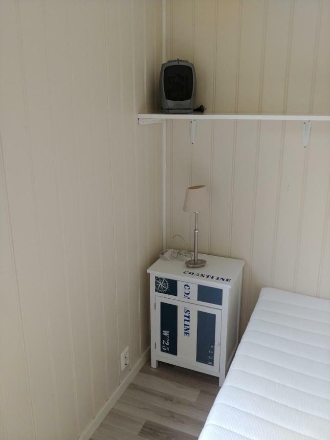 Nedre Amla Fjord Apartment Kaupanger Bagian luar foto