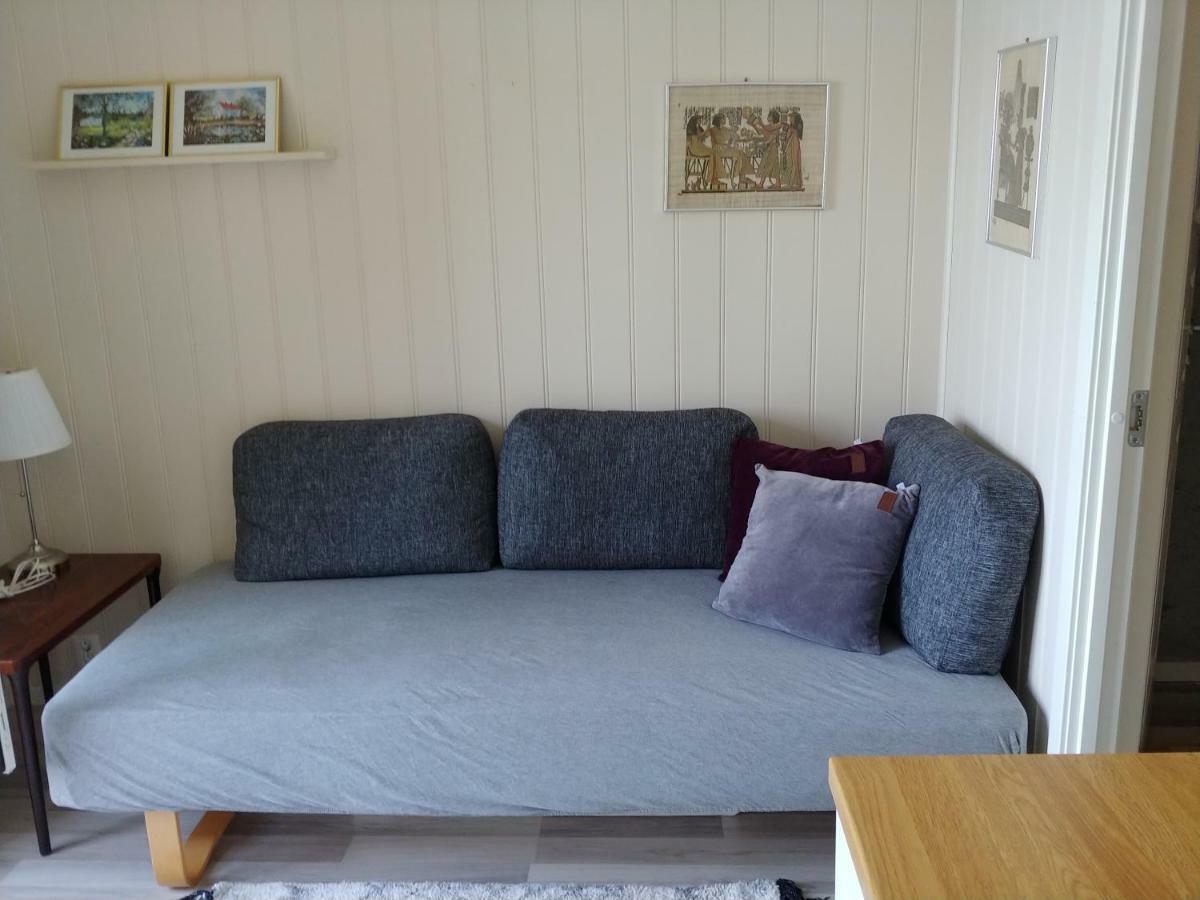 Nedre Amla Fjord Apartment Kaupanger Bagian luar foto